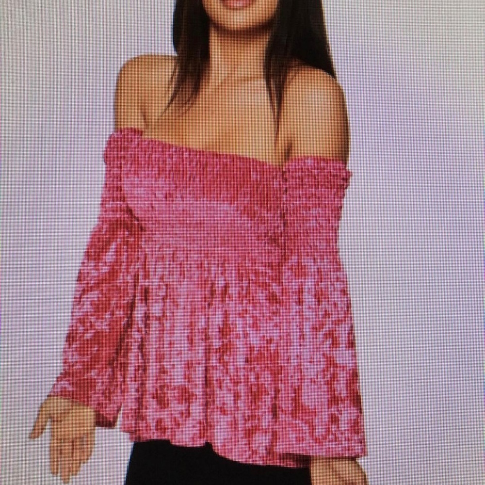 Aum Couture off the shoulder, velour bell sleeve top empire waist.